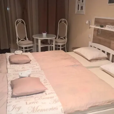 Entrance アパート *