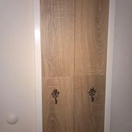 Entrance Apartment *